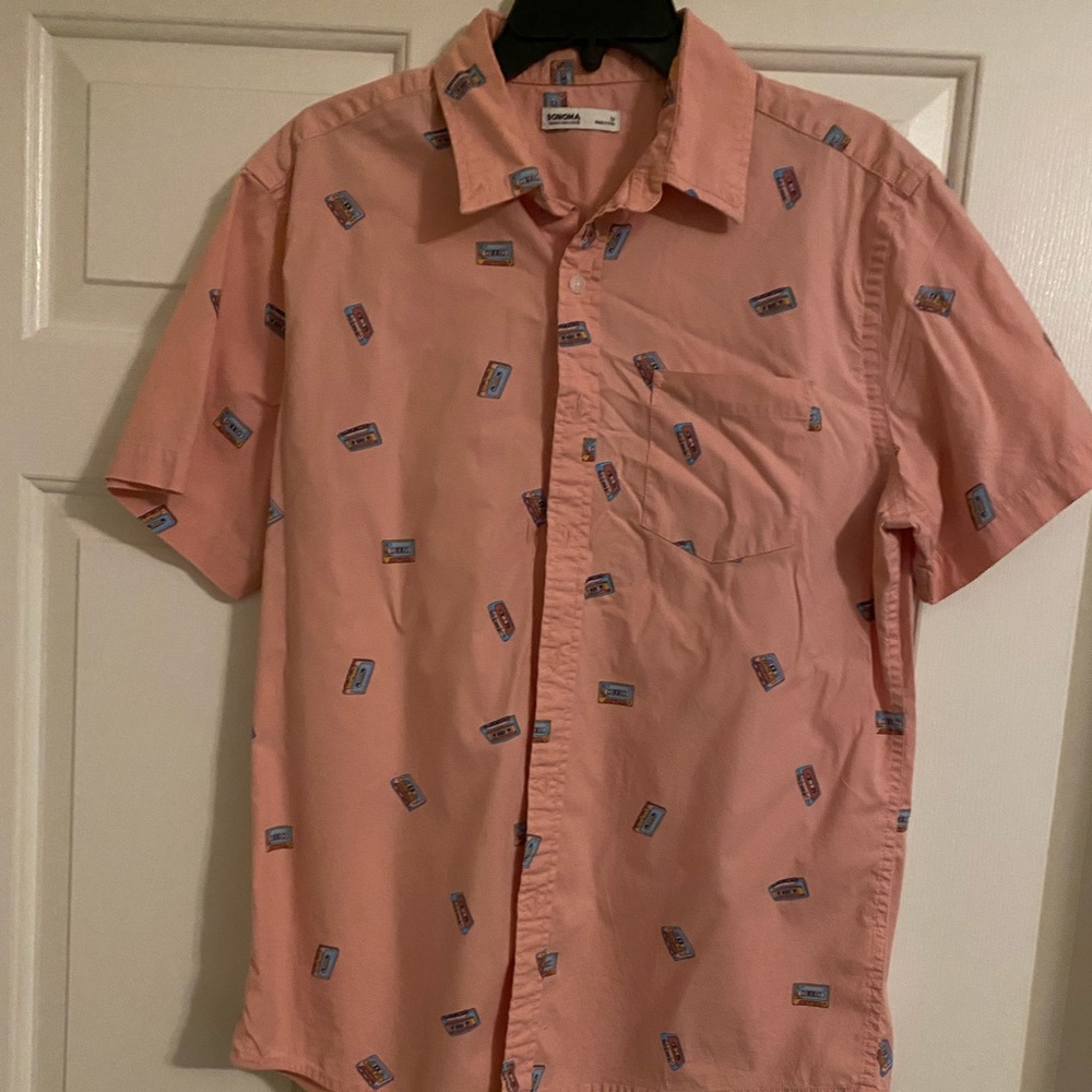 Men’s Casual Button Down T-Shirt, Size M, Cassette Tapes!
